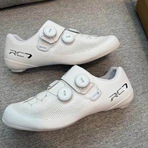 Shimano RC7 RC703 - 43 EU  - 1