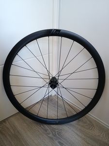 Roues carbone Lapierre + housse double - 1
