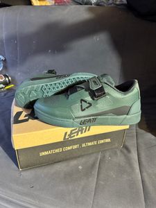 Leatt DBX 5.0 clip - 1