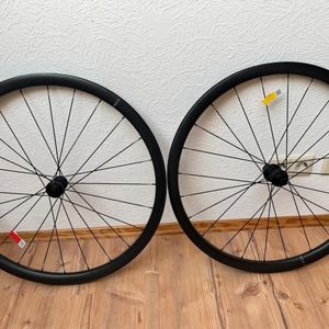 Roues Mavic Cosmic SL 32 Carbon - 1