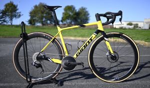 Giant TCR Advanced SL M Edition Legends Once Team - 1