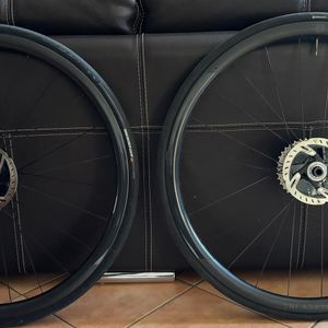 Paire Roues Black Inc - 1