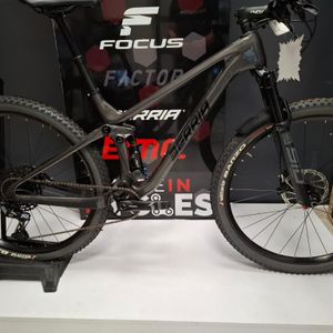 NEUF ! Berria Mako DC sport taille M -40% - 1