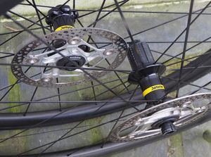 Paire de roues carbone MAVIC Allroad pro Carbon  - 1