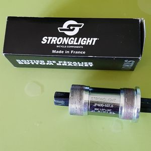 Boitier de pédalier Stronglight JP400 - 1