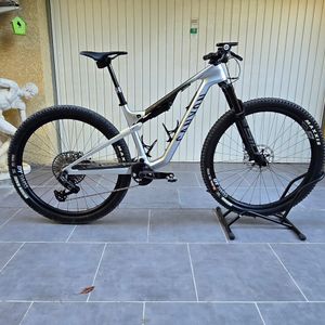 VTT Canyon lux trail CF9 - 1