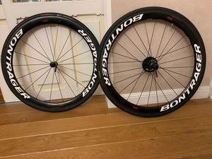 ROUES BONTRAGER XXX4 PNEUS - 1