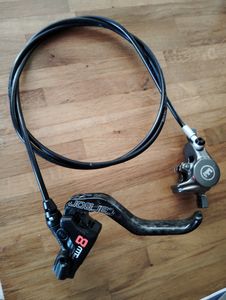 Frein arrière VTT Magura MT8 Carbon - 1