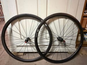 roues carbone dt swiss prc 1400 spline 35mm - 1
