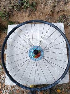 Roue avant vélo gravel NEWMEN ÉVOLUTION SL X.R.25 ... - 1