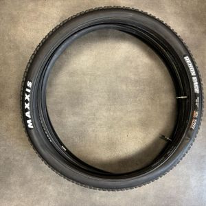 Lot de 2 pneus VTT avec chambre à air neufs - 1