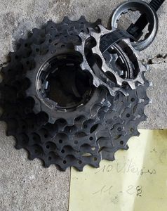 Casette 10 vitesses 11/28 Shimano - 1