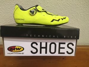 chaussure NORTHWAVE FLUO NEUVE - 1