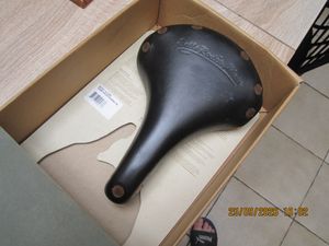 Selle de vélo dame Brooks neuve - 1