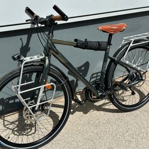 Riverside Touring 900 - 1