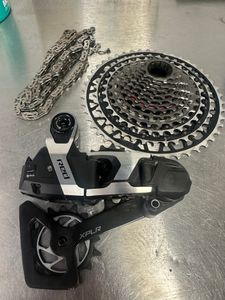 Kit dérailleur +K7+chaîne Red XPLR 13v - 1