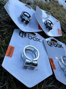 Box one seat clamp  - 1