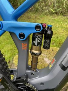 CUBE STEREO HYBRID 140 HPC ACTION TEAM 750wh - 1