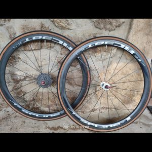 Roues DT SWISS  - 1