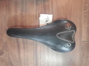 SELLE VTT ITALIA 142gr - 1