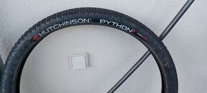 Pneu Hutchinson Python - 1