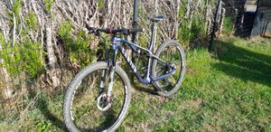 VTT   Canyon Lux CF 7 taille M - 1