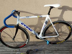 Vélo piste - 1