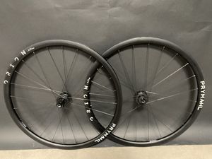 Roues route Prymahl Orion A30RS - 1
