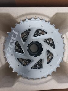 Cassette SRAM red 10 33 - 1