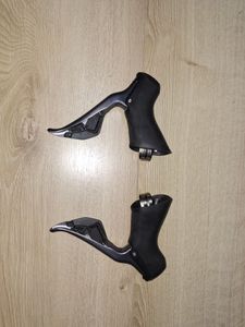 Paire de leviers / shifters Ultegra DI2 12v ST-R81... - 1