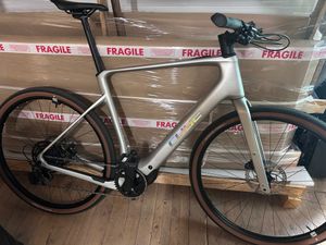 Cube Nulane hybrid C:62 Race 400X - 1