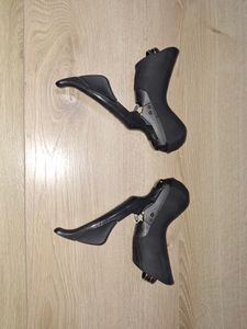 Paire de leviers / shifters Ultegra 11v ST-R8020 f... - 1