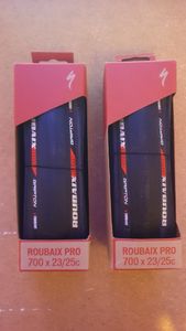 Pneus SPECIALIZED ROUBAIX PRO 700x23/25C  - 1