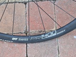 Roue DT Swiss PR 1400 Dicut - 1