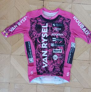 Maillot Van Rysel team Roubaix - 1