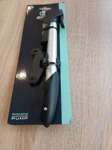 POMPE MINI OPTIMIZ ALU ARGENT A MANOMETRE PLASTIQU... - 1