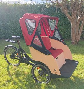 Vélo taxi triporteur électrique TRIOBIKE - 1