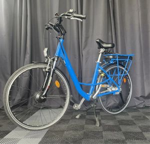 Beau vélo de ville Arcade à Cardan - 1