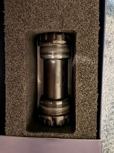 Boîtier de pédalier Dura Ace BB-R9100 - 1