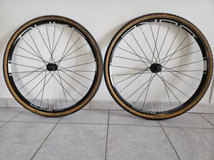 Roues Duke Cross Runner Disc Boyaux - 1