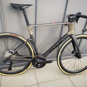 Vélo de course Fuji KASANE Carbone - 1