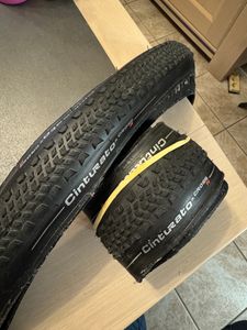 Paire de pneu Pirelli Cinturato Cross H 700x33c - 1