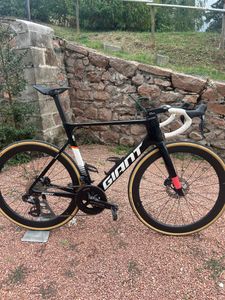 Giant Propel Advanced Pro 0 Di2 - 1