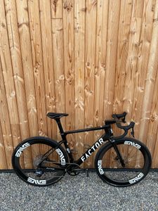 Factor ostro Gravel  - 1