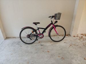 Vélo B-twin fille 6 vitesse avec panier  - 1