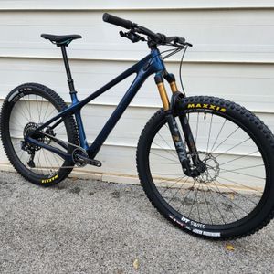 YETI ARC T-SERIES MD COBALT  - 1