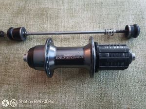 moyeu ultegra FH-6800 - 1