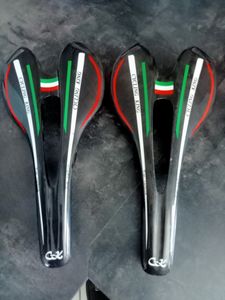 Selle full carbone  - 1