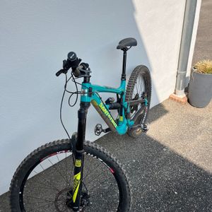 Santa cruz Nomad - 1