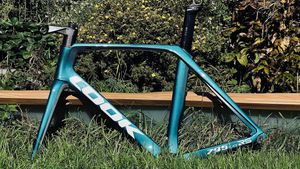 Cadre Look 795 Blade RS blue glossy M (patin)  - 1